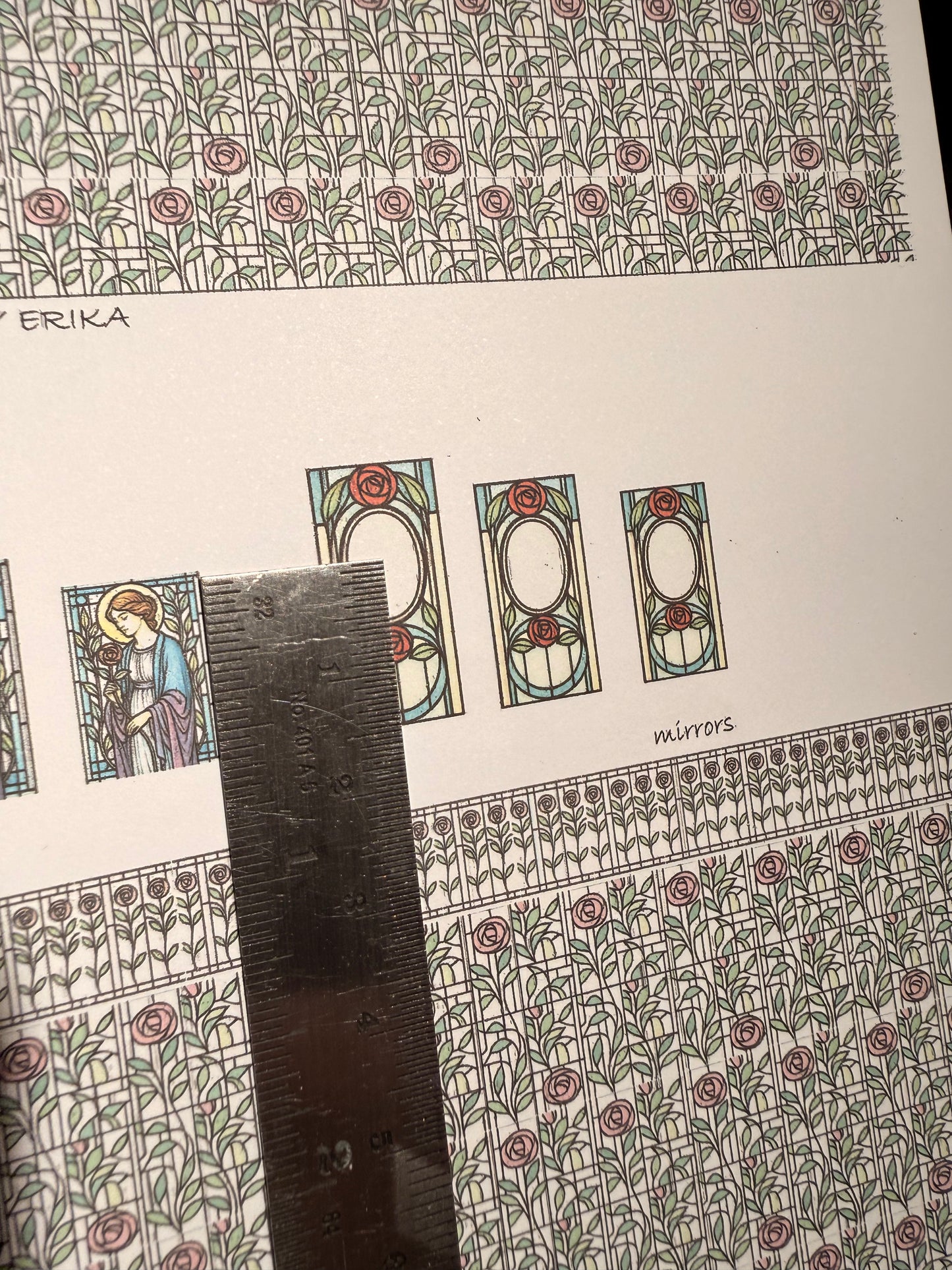 WALLPAPER SET MACKINTOSH PINK ROSESWITH FIREPLACE