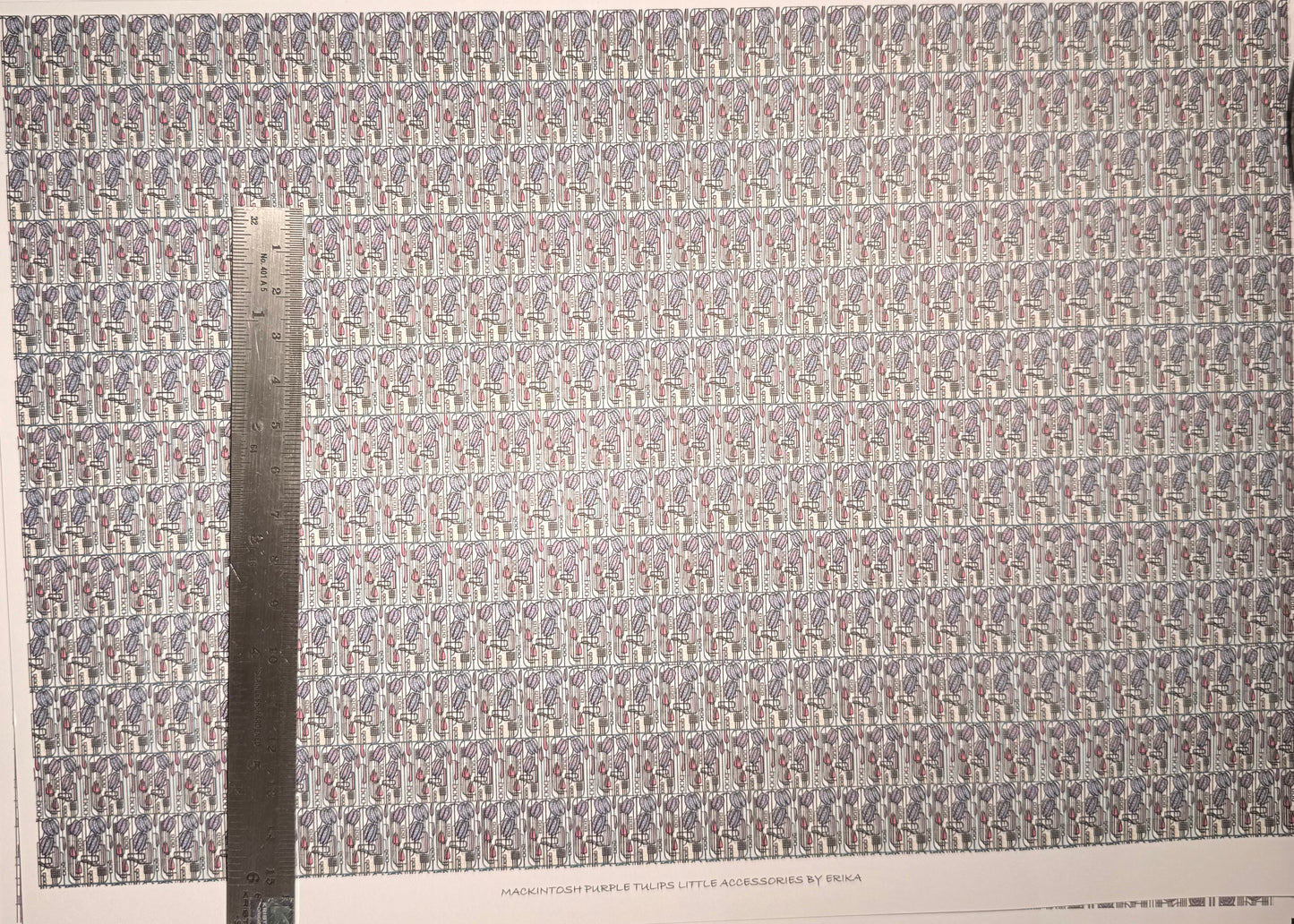 WALLPAPER MACKINTOSH PURPLE TULIPS