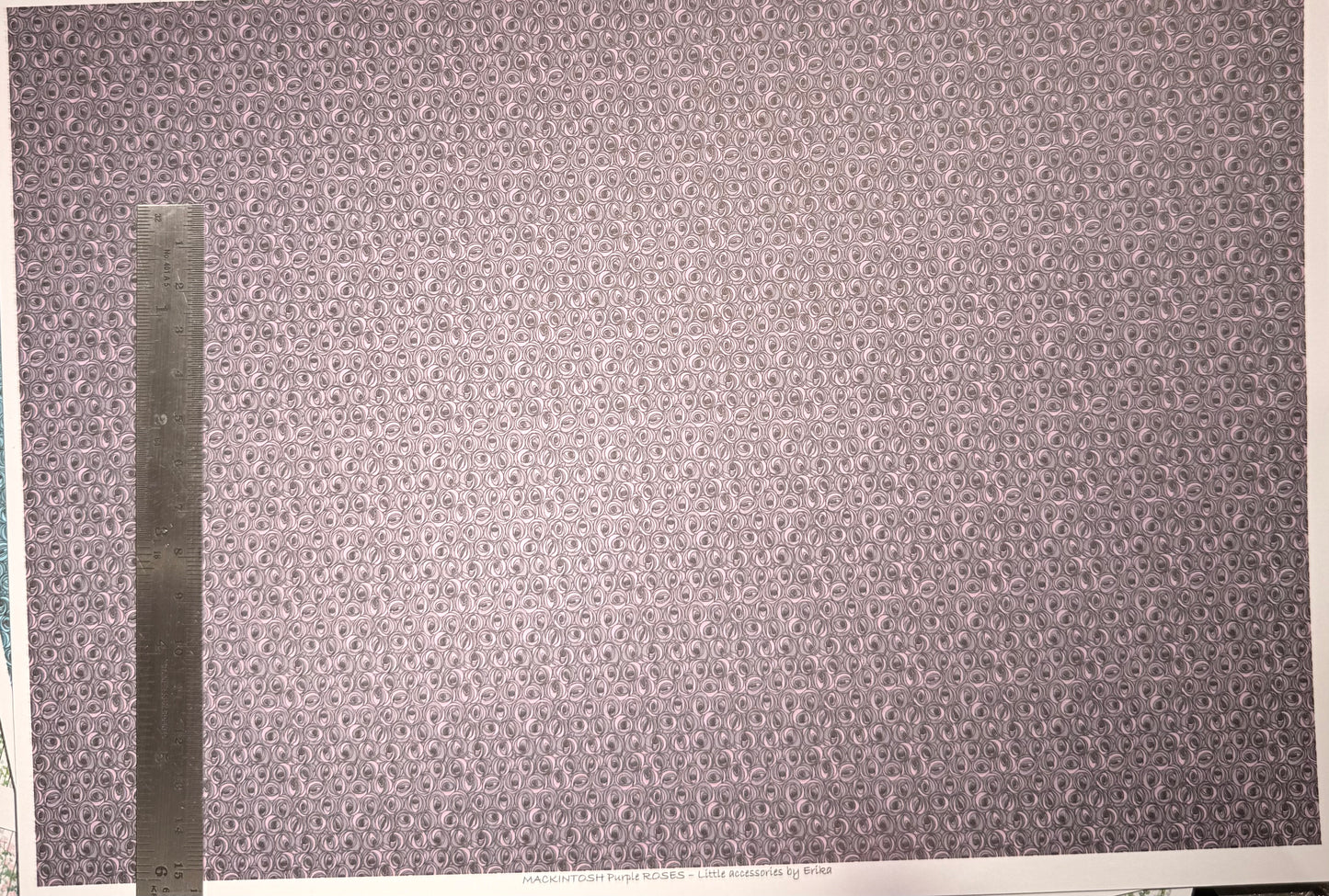 WALLPAPER MACKINTOSH PURPLE ROSES