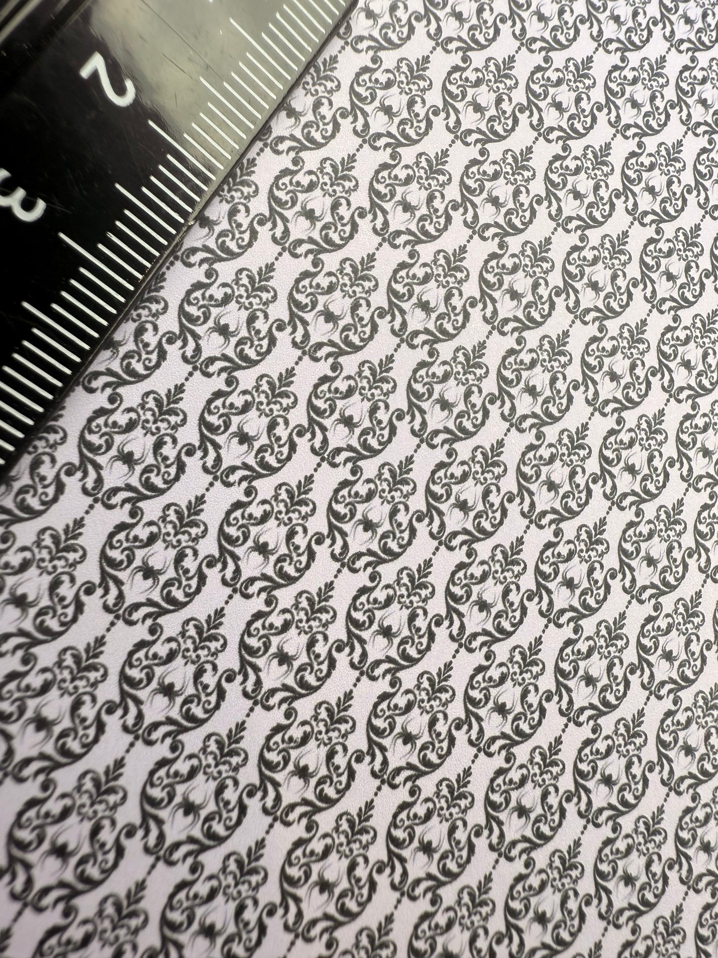 Wallpaper Halloween lavender spider inside pattern 1/48 scale