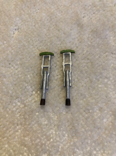 Medical collection. PAIR OF CRUTCHES. 1/48th scale kit