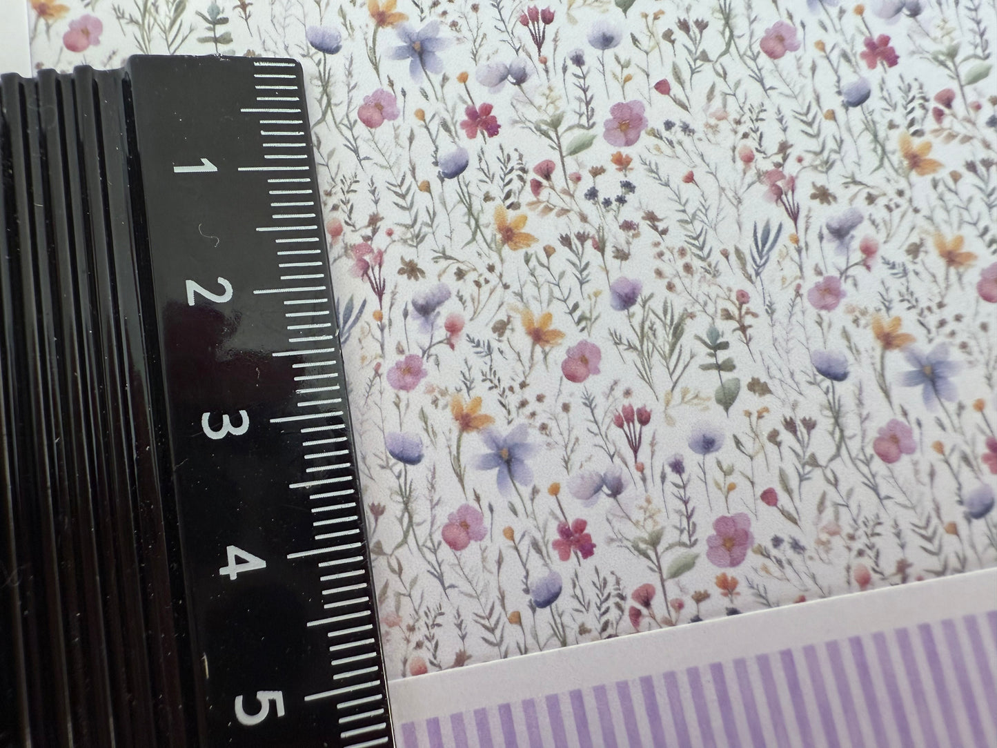 PACK 18 VICTORIAN floral lilacs