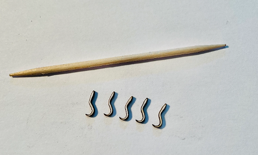 HOMEMAKING MEAT HOOKS (5 in a pack.) 1/48th scale KIT