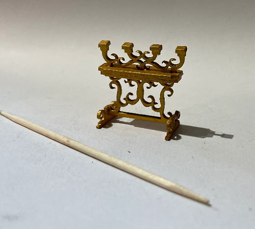 French Collection. FLOOR STANDING ORNATE CANDELABRA. 1/48th scale kit