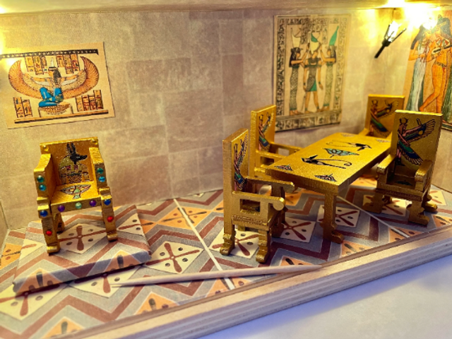 Egyptian Collection. DINING TABLE & 4 chairs 1/48th scale kit