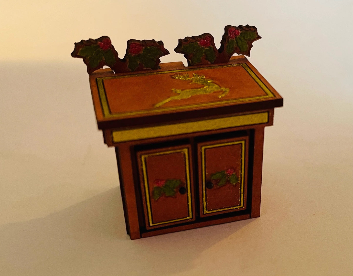 Christmas Collection. HOLLY CABINET. 1/48th scale kit