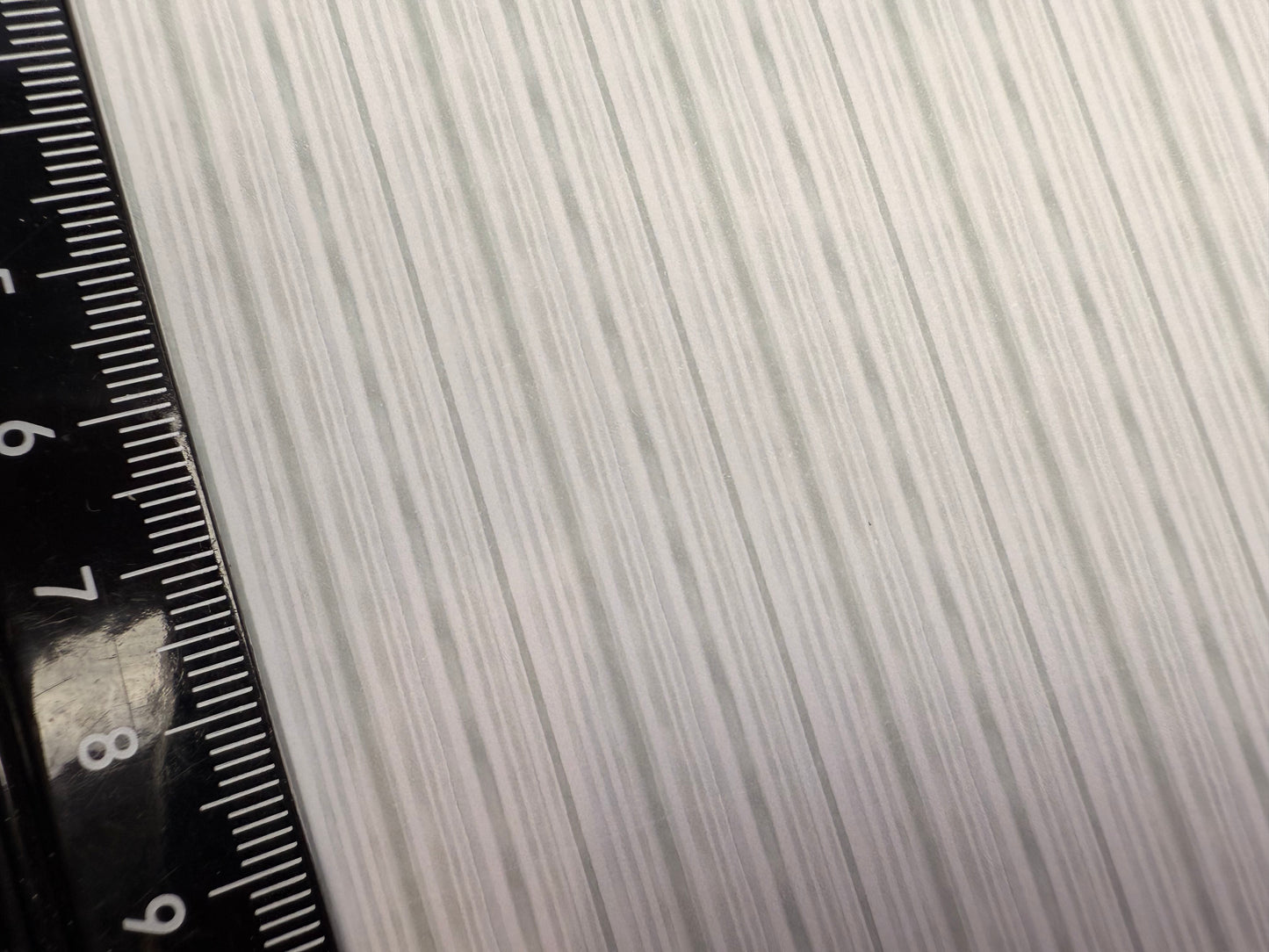 Wallpaper Contrast soft green stripes