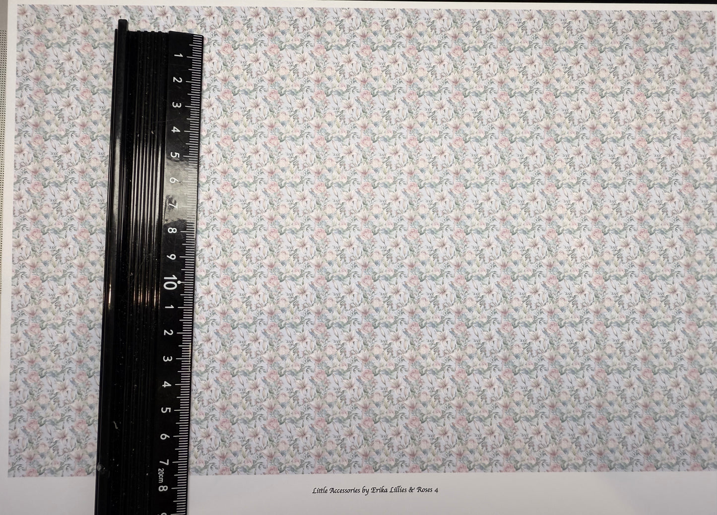 Wallpaper Lillies & roses 4