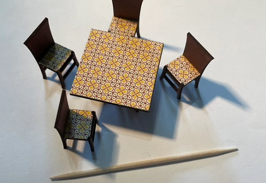 Nana's 1970s  collection. DINING ROOM TABLE & CHAIRS. 1/48th scale kit