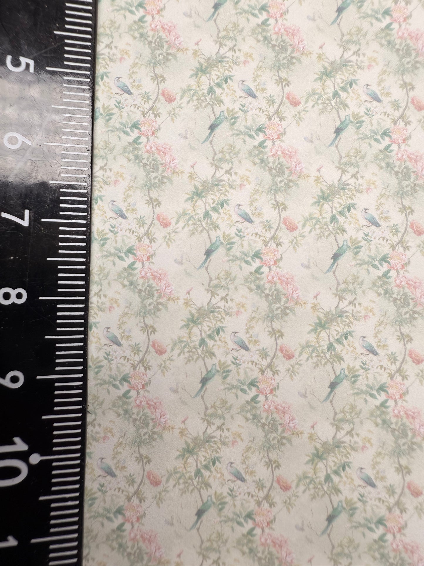 Wallpaper hummingbirds soft cream peach