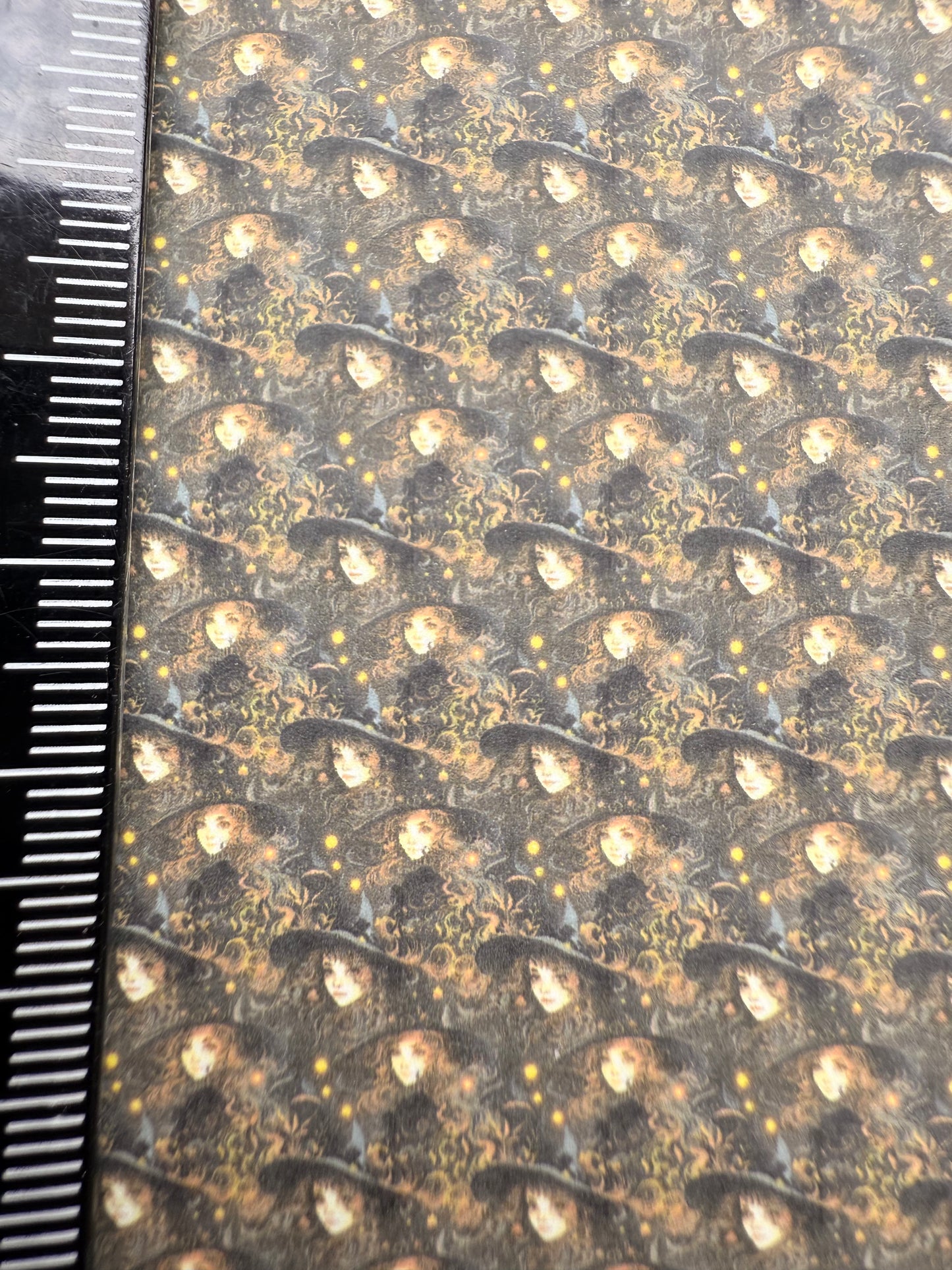 Wallpaper Halloween 11 young witch