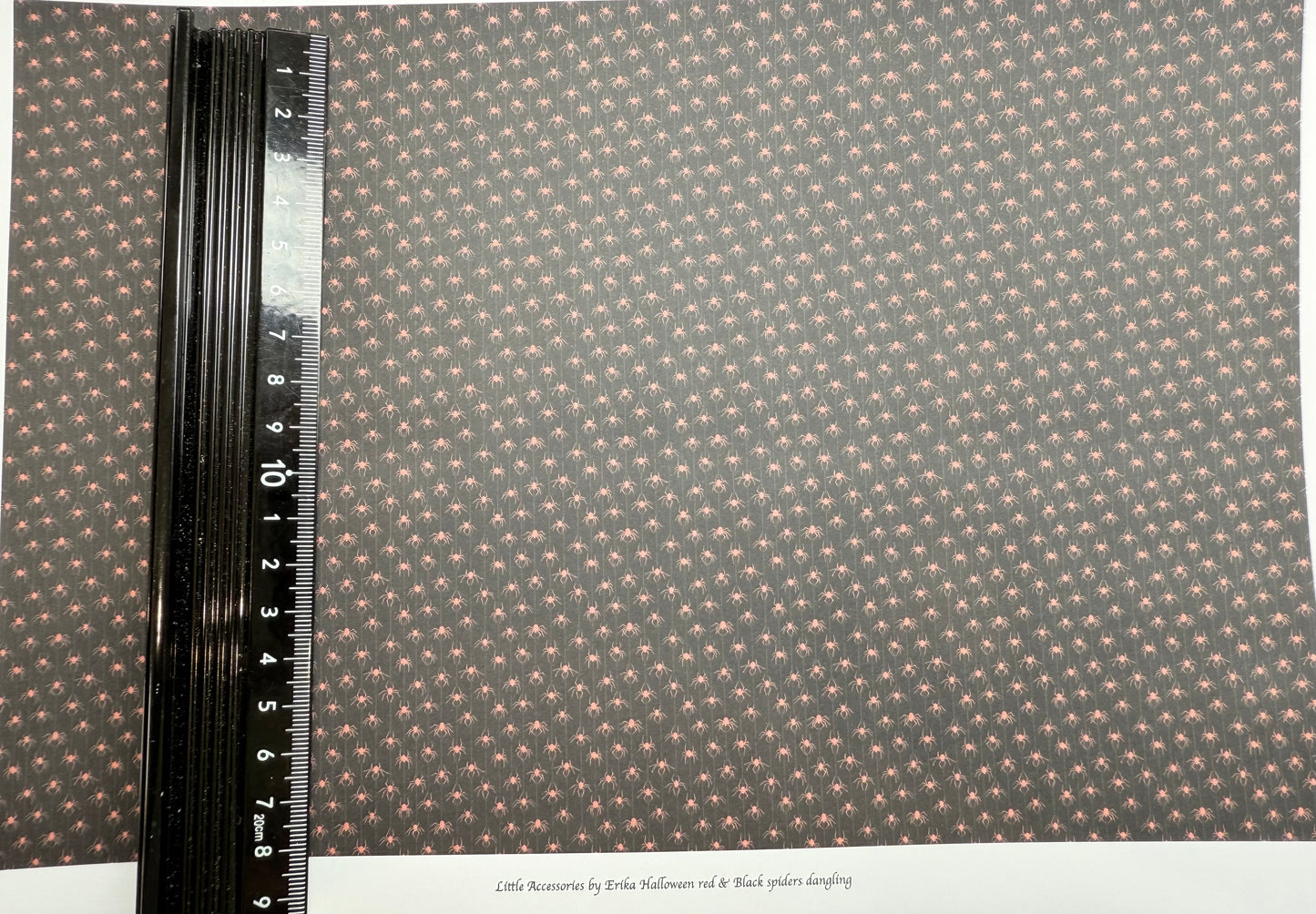 Wallpaper  halloween red & black dangling spiders