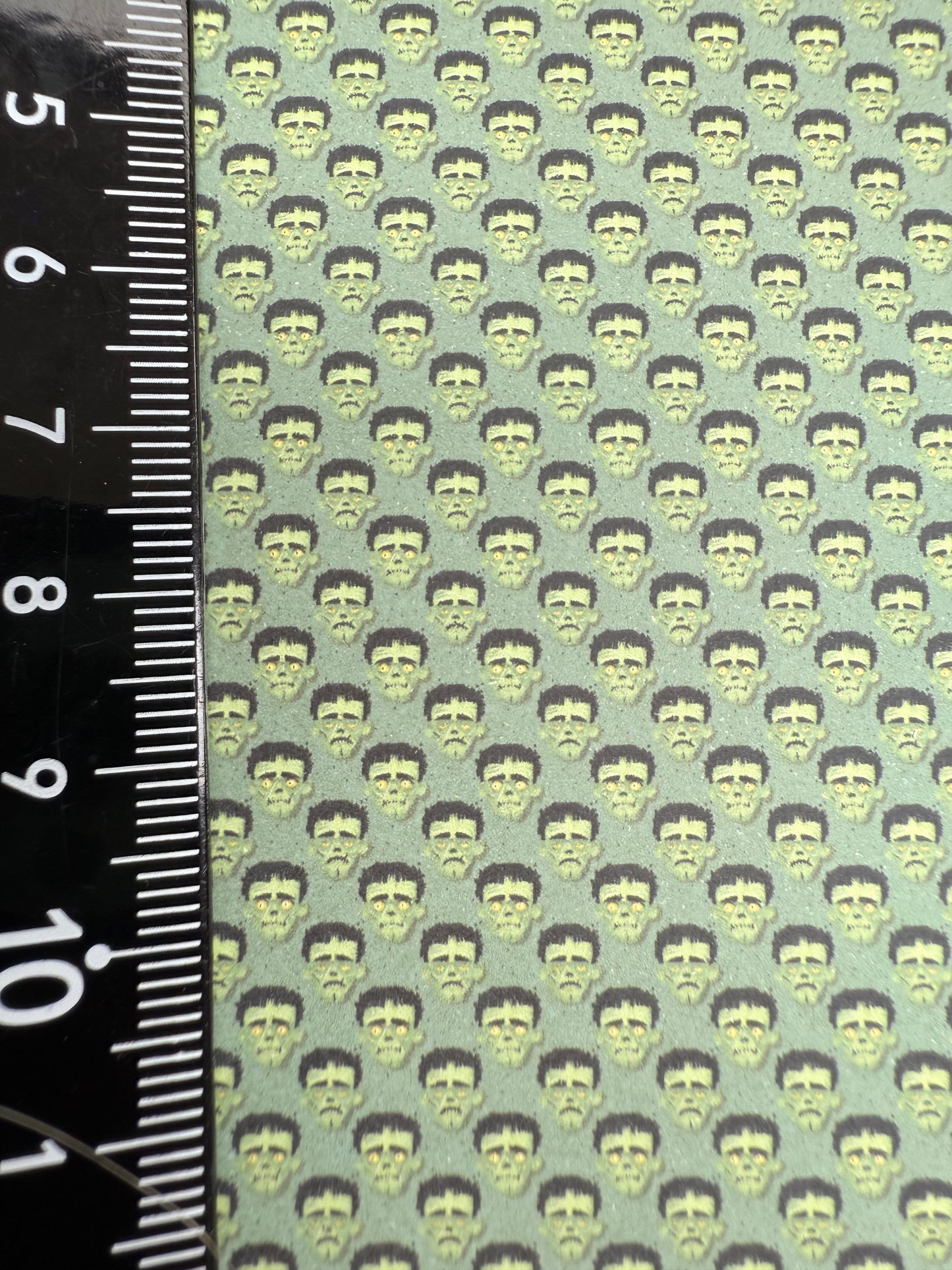 Wallpaper Halloween Frankenstein