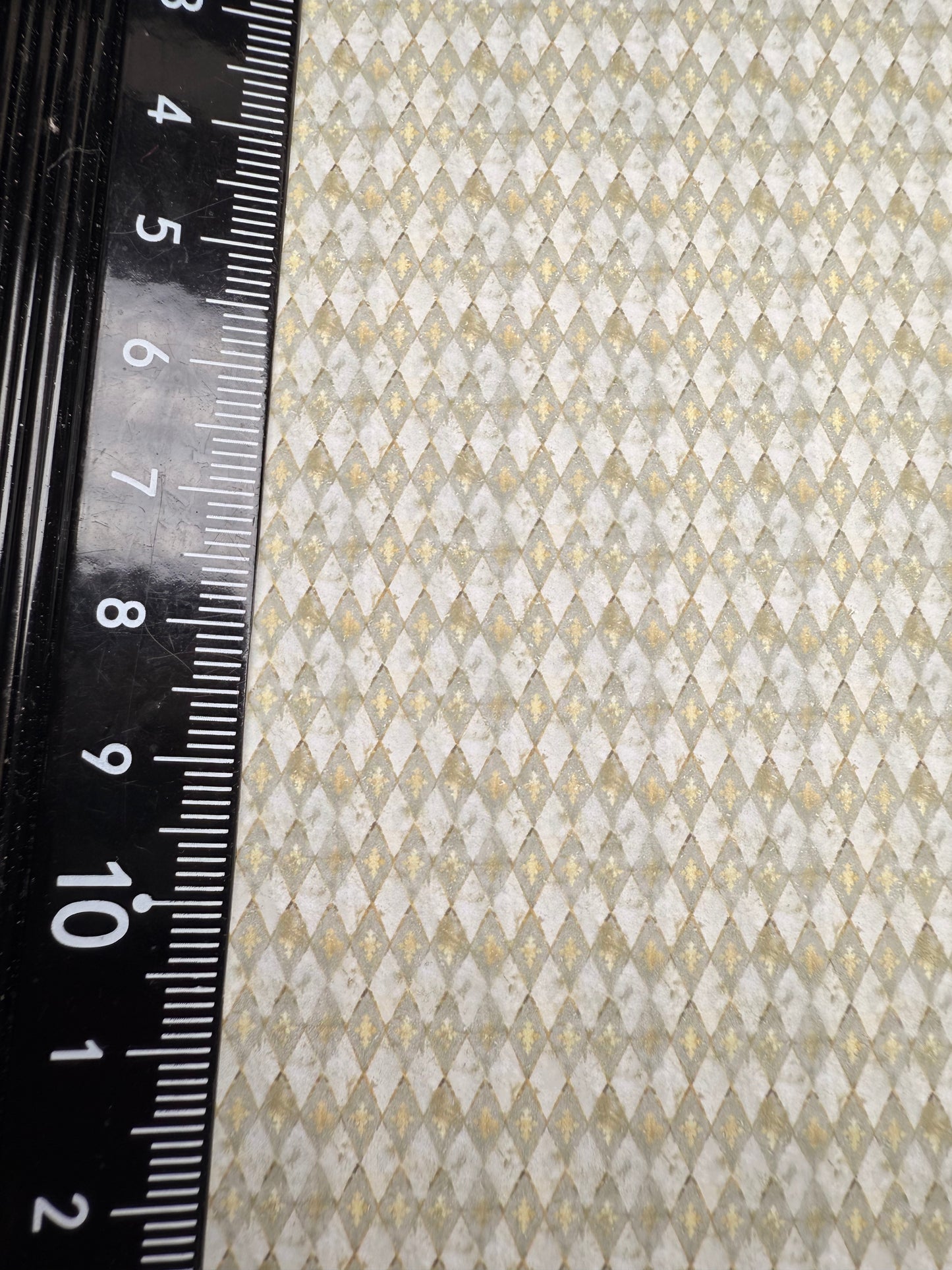 Wallpaper Circus diamonds 2