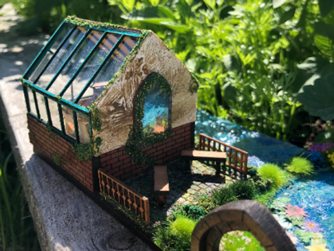 Garden & Playground collection. CONSERVATORY/SUN ROOM/ ART STUDIO/ SOLARIUM. 1/48th scale kit