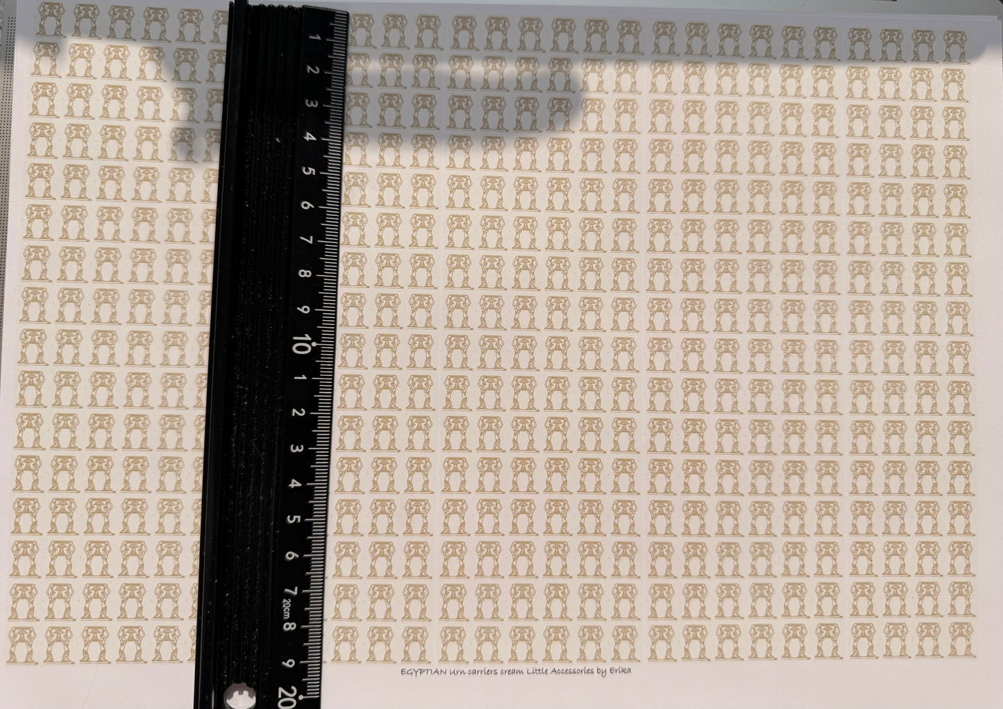 Wallpaper Egyptian urn carrier cream