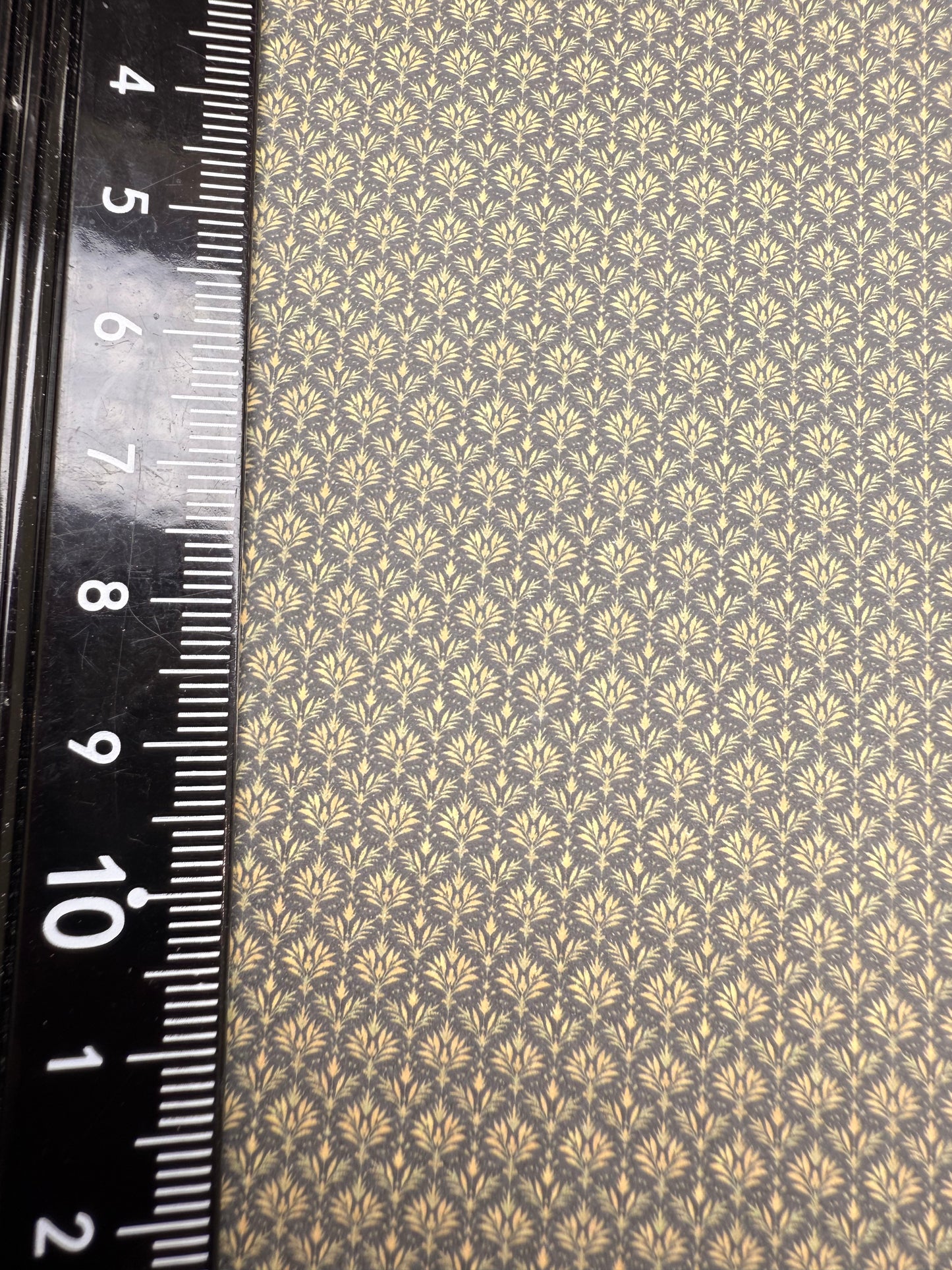 FABRIC Victorian gold traditional 2