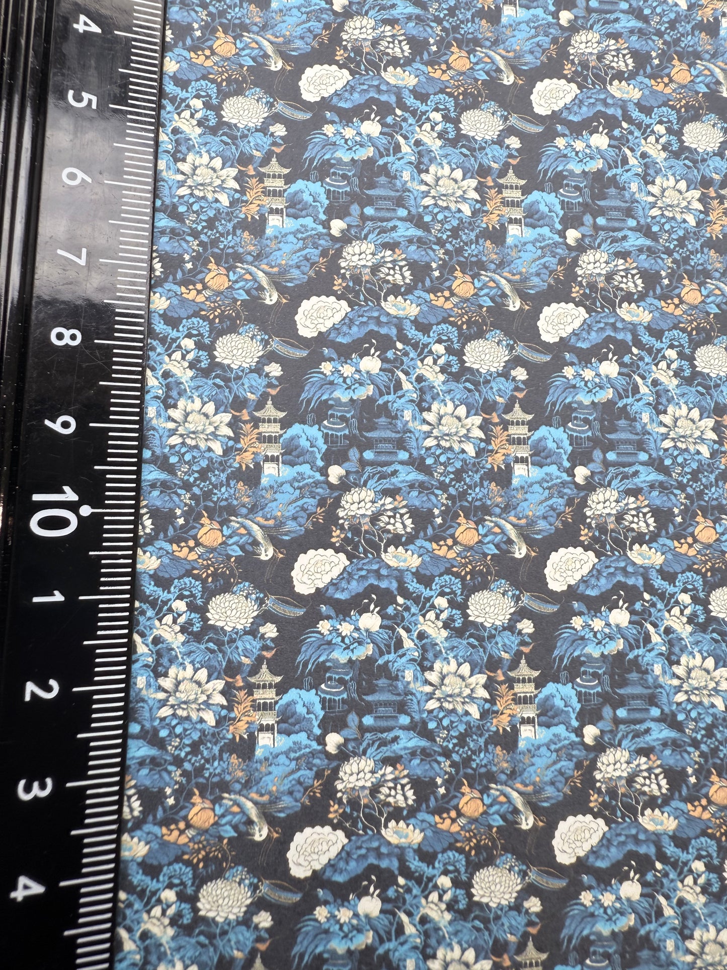 FABRIC Chinese blue pagoda's