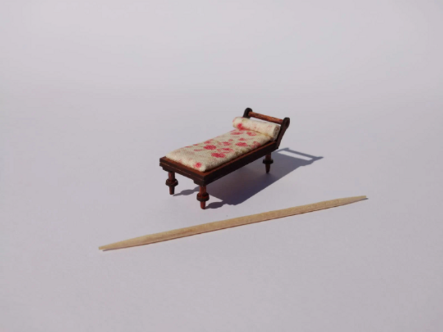 FRENCH collection 1/48th kit chaise longue with spiked legs, quarter scale