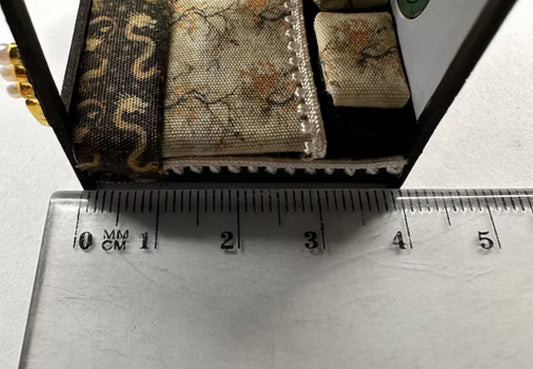 Chinese collection. 4 poster bed. 1/48th scale KIT