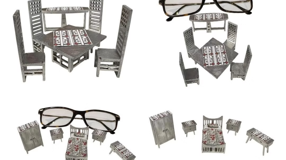 Mackintosh bed 1/48th scale