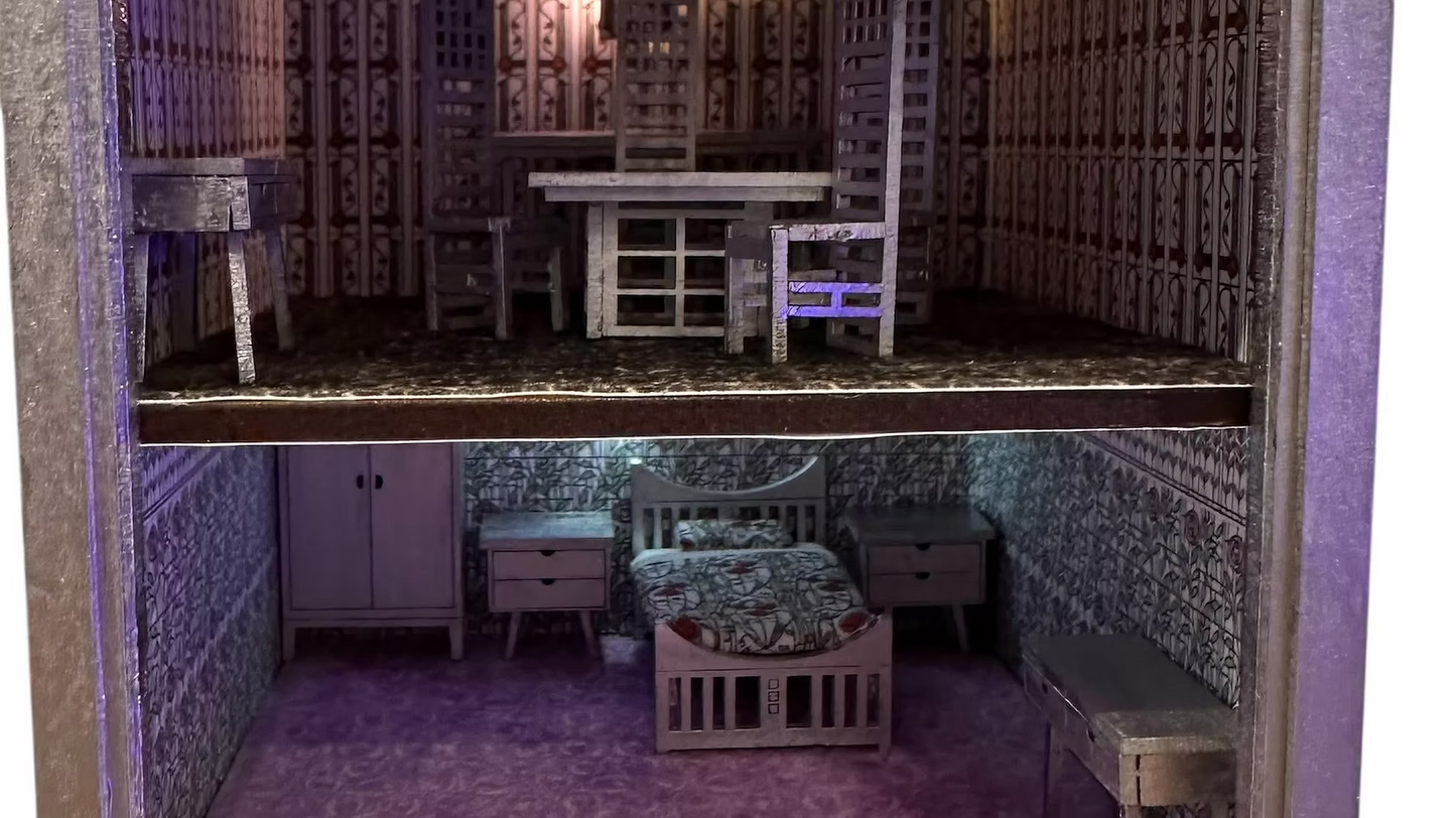 Mackintosh 4 ladder chairs and table 1/48 scale